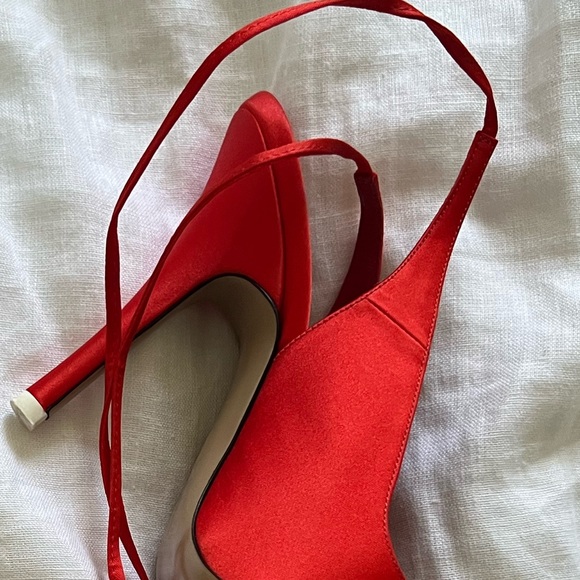 The Attico Orange/Red 105mm Venus satin lace-up pumps - Picture 2 of 5